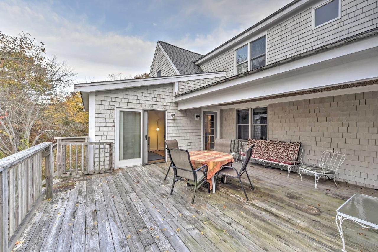 Nautical Bourne Apartment - 2 Mi To Monument Beach Exterior photo